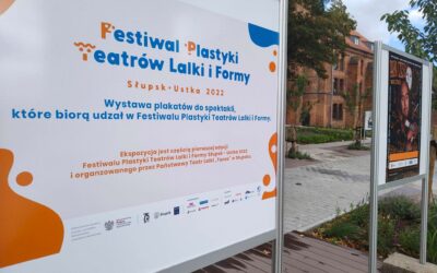 Wystawa plakatów do spektakli na Festiwalu Plastyki Teatrów Lalki i Formy Słupsk-Ustka 2022.